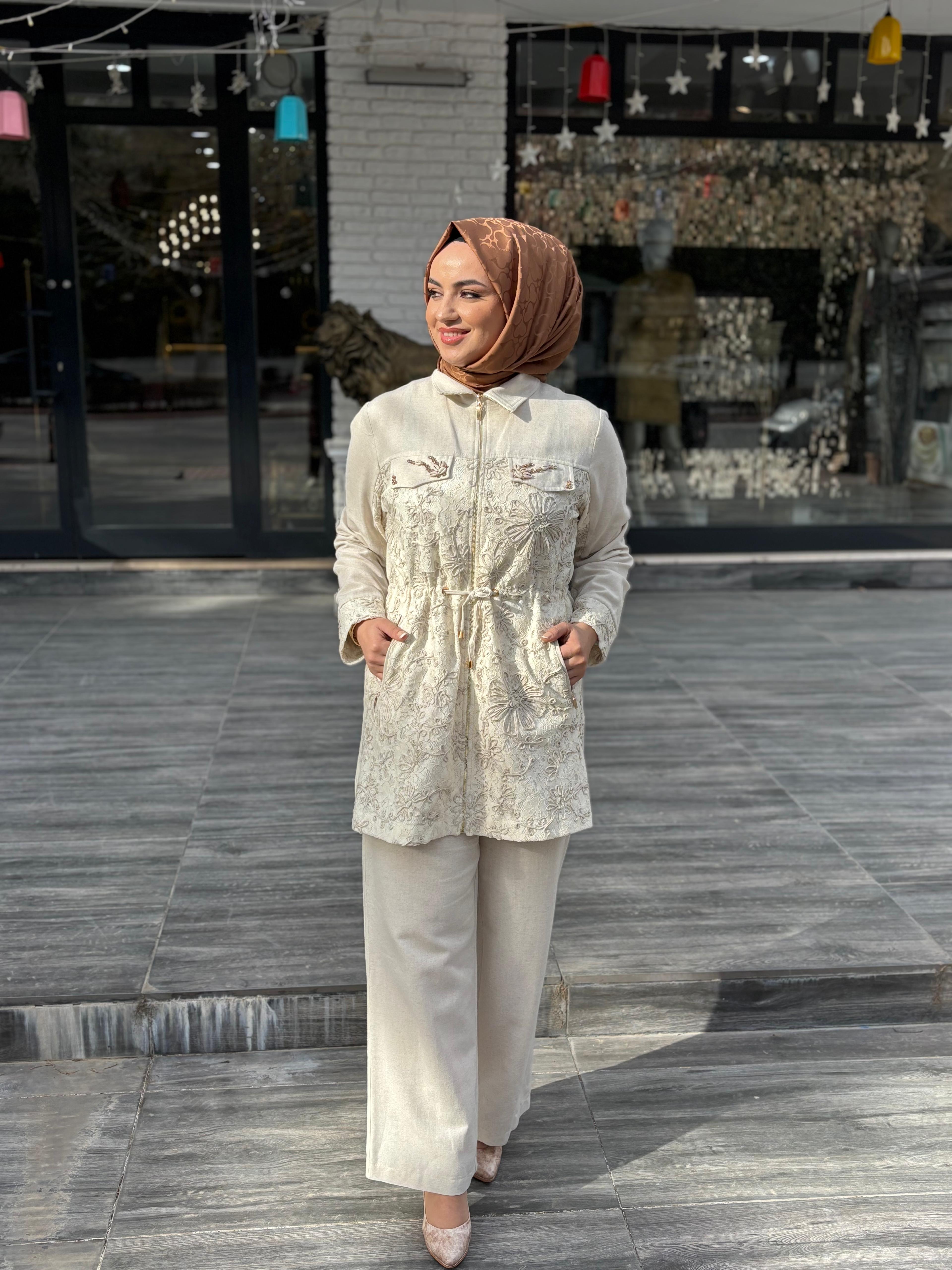 Güpür Detaylı Keten Kumaş İkili Takım – Zarif ve Şık Tesettür Takım