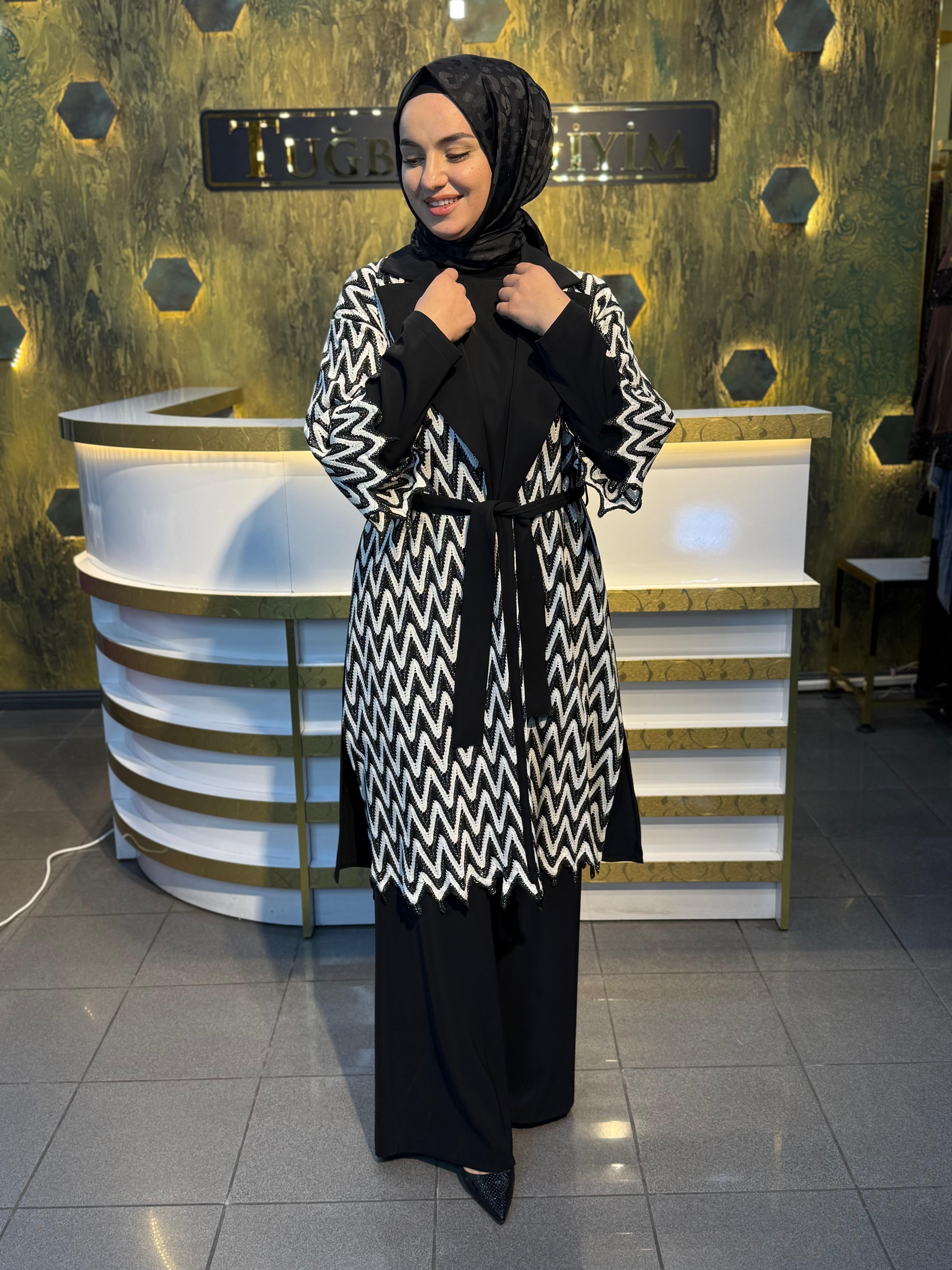 Maranta Üçlü Takım – İthal Krep Kumaş Kazayağı Desenli Ceketli Şık Takım