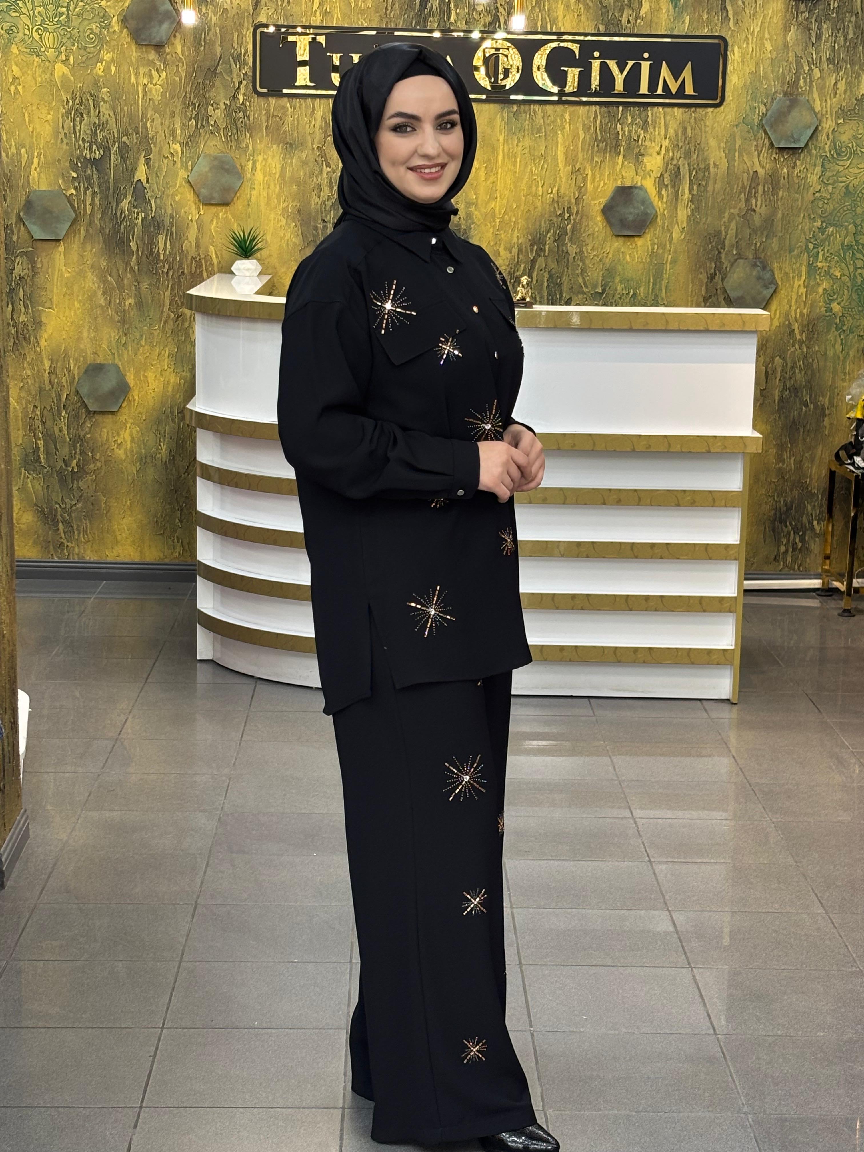 İthal Krep Kumaş Yıldız Taş Detaylı İkili Takım – Şık ve Zarif Kadın Kombin